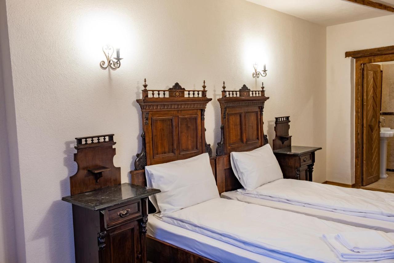 The Throne - M Museum Hotel Sighişoara Buitenkant foto
