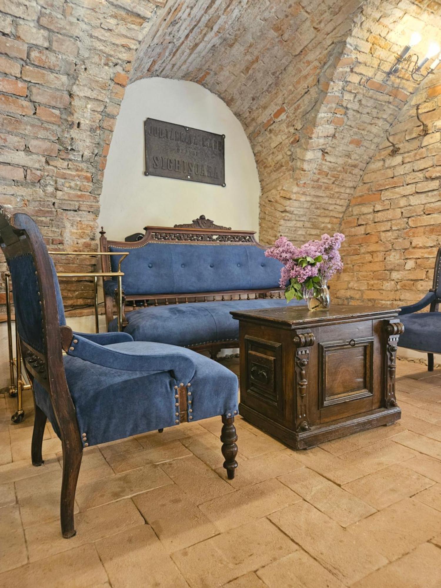 The Throne - M Museum Hotel Sighişoara Buitenkant foto